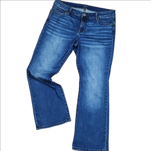 Kut From The Kloth Baby Bootcut Petite Medium Wash Stretch Denim Jean